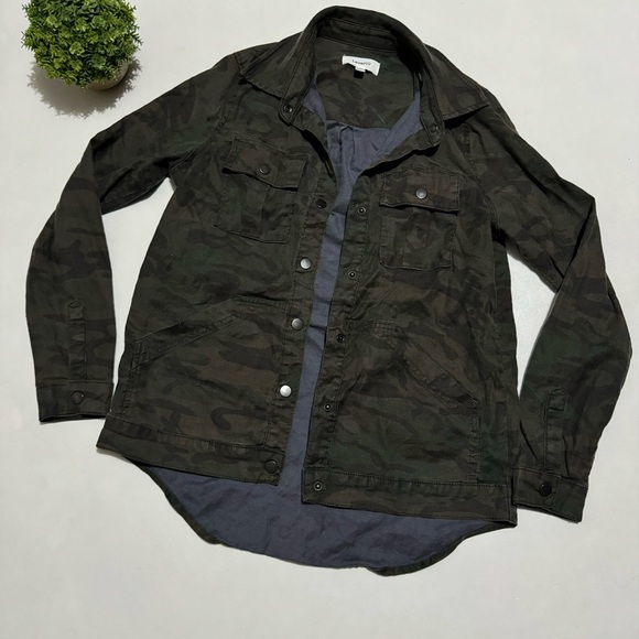 Level 99 Gina Utility Jacket Green Midnight Camo Print Snap Button Jacket Small - Picture 1 of 3